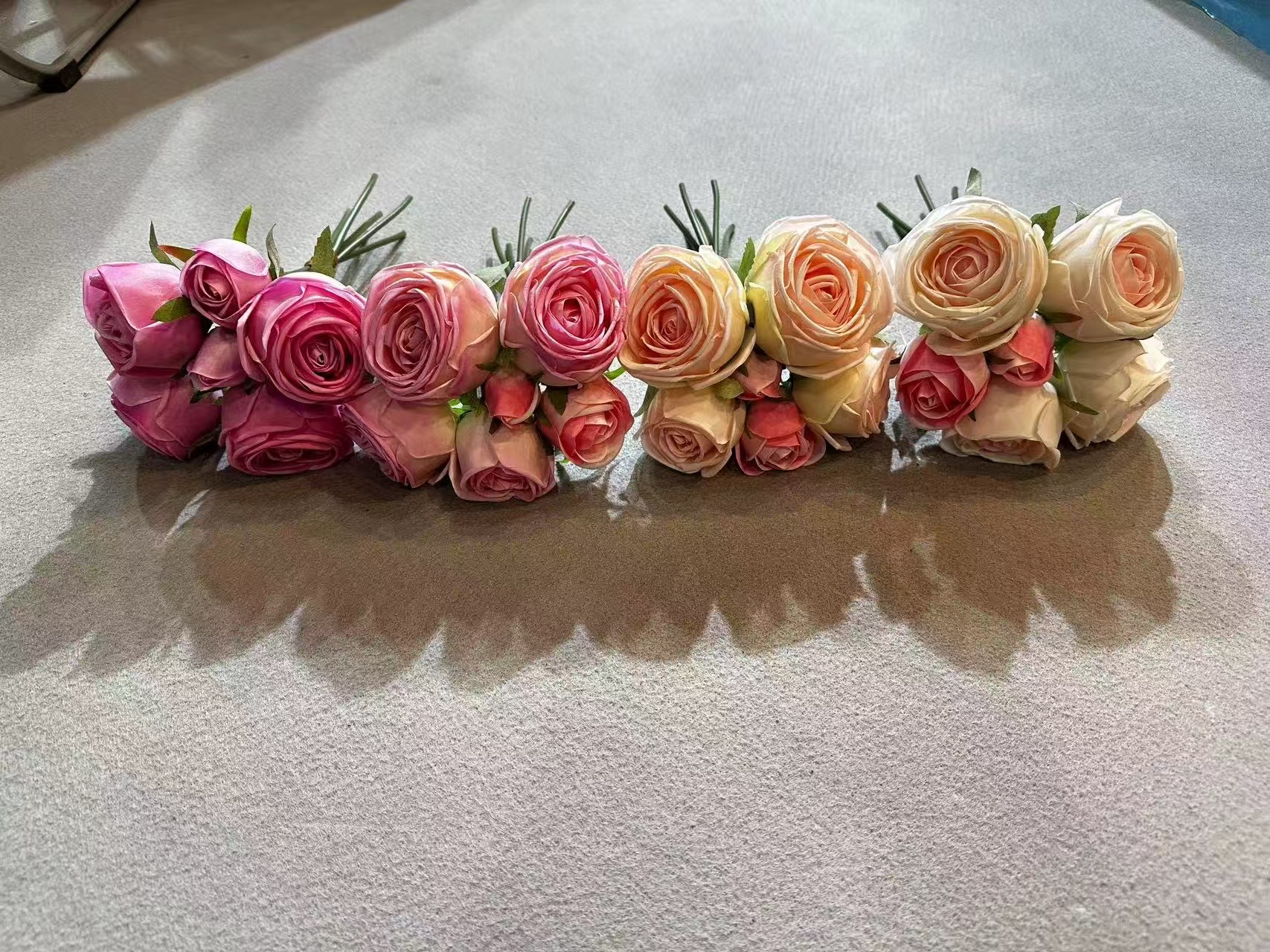 ZG-32 6heads real touch rose bouquet